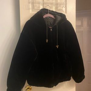 Brand new reversible size medium luxury hooded faux fur jacket